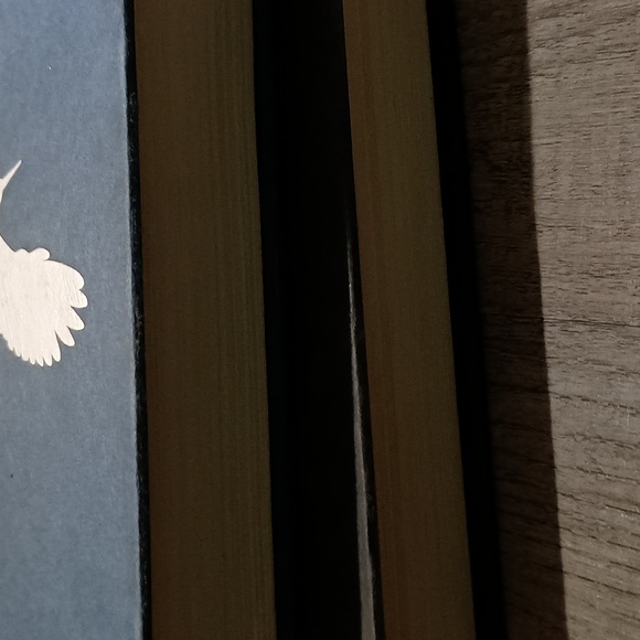 Suzanne Collins book bundle Mockingjay and The hunger games - Picture 9 of 9